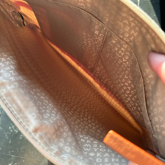 Kate Spade striped clutch bag. - Picture 5 of 5